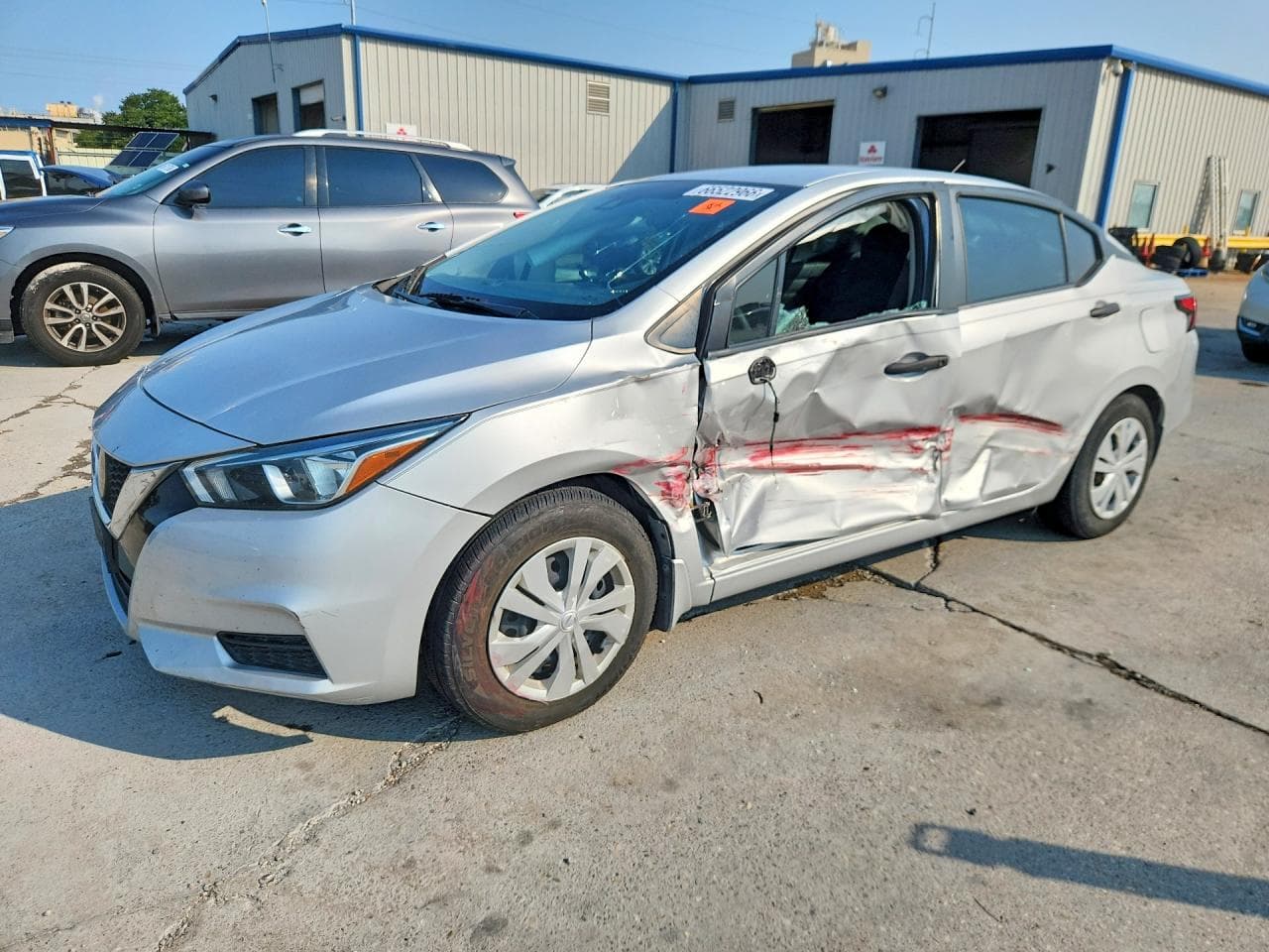 NISSAN VERSA