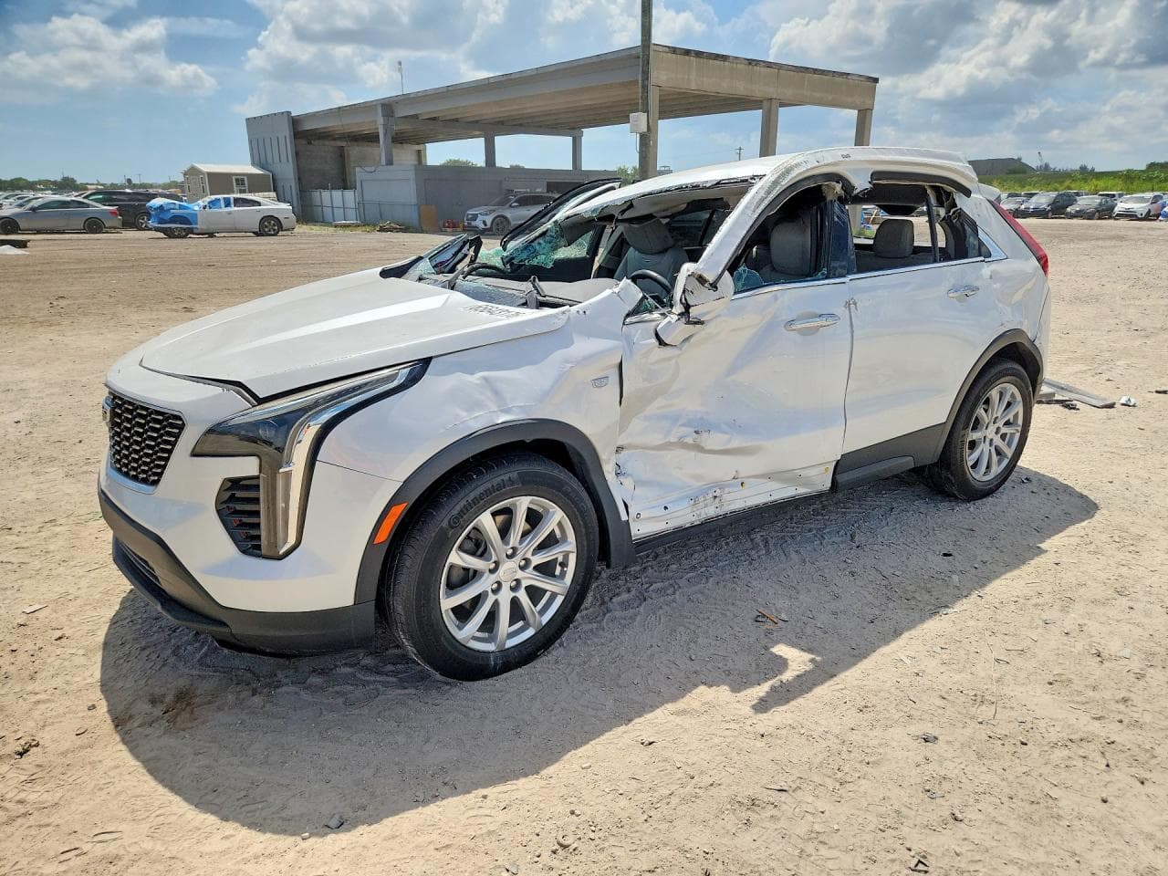CADILLAC XT4