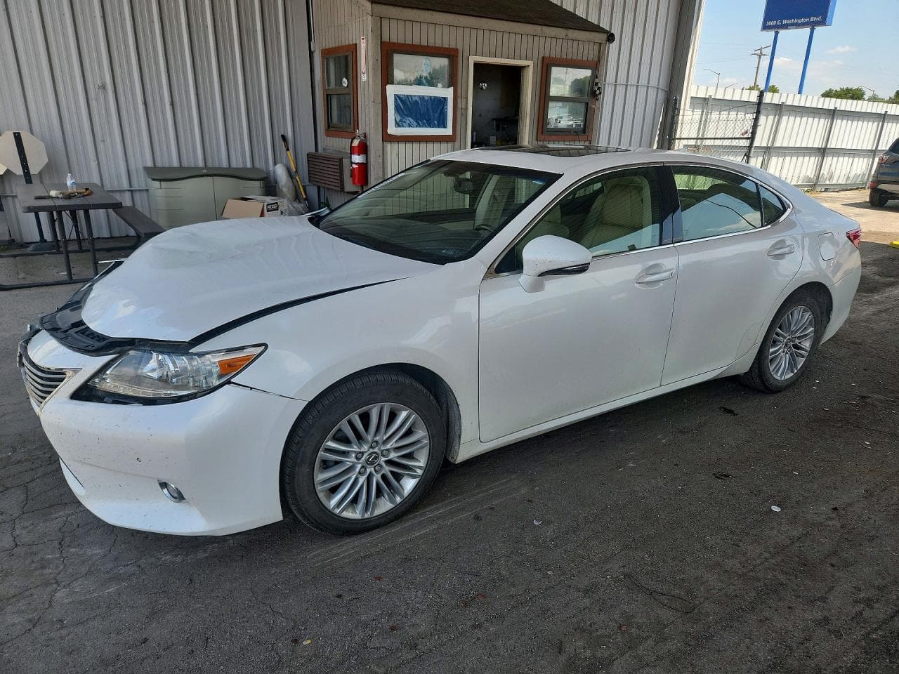 LEXUS ES