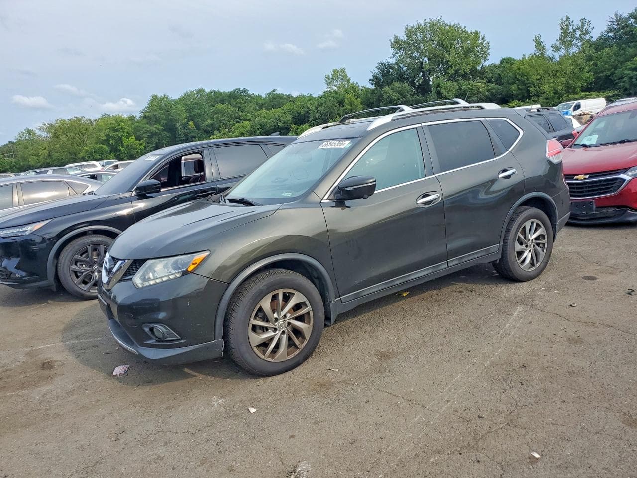 2015 NISSAN ROGUE