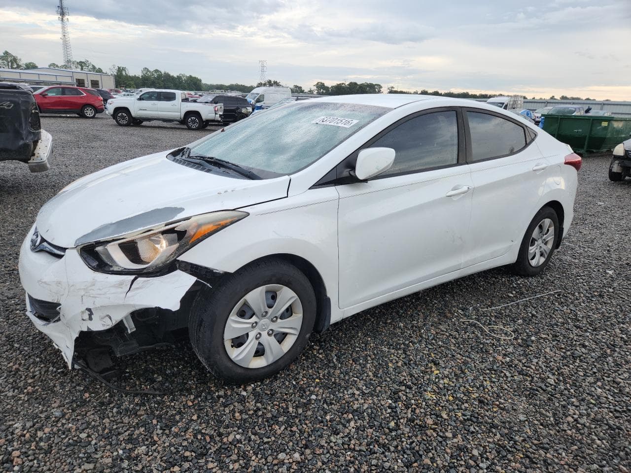 HYUNDAI ELANTRA
