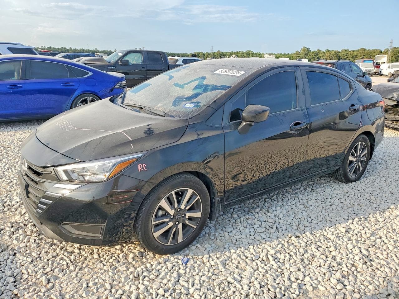 NISSAN VERSA