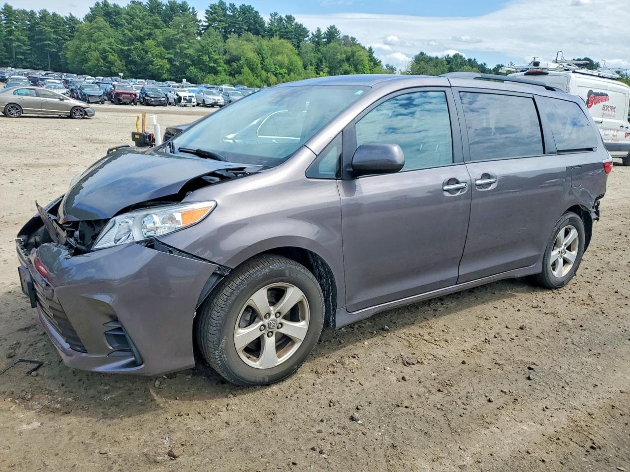 TOYOTA SIENNA