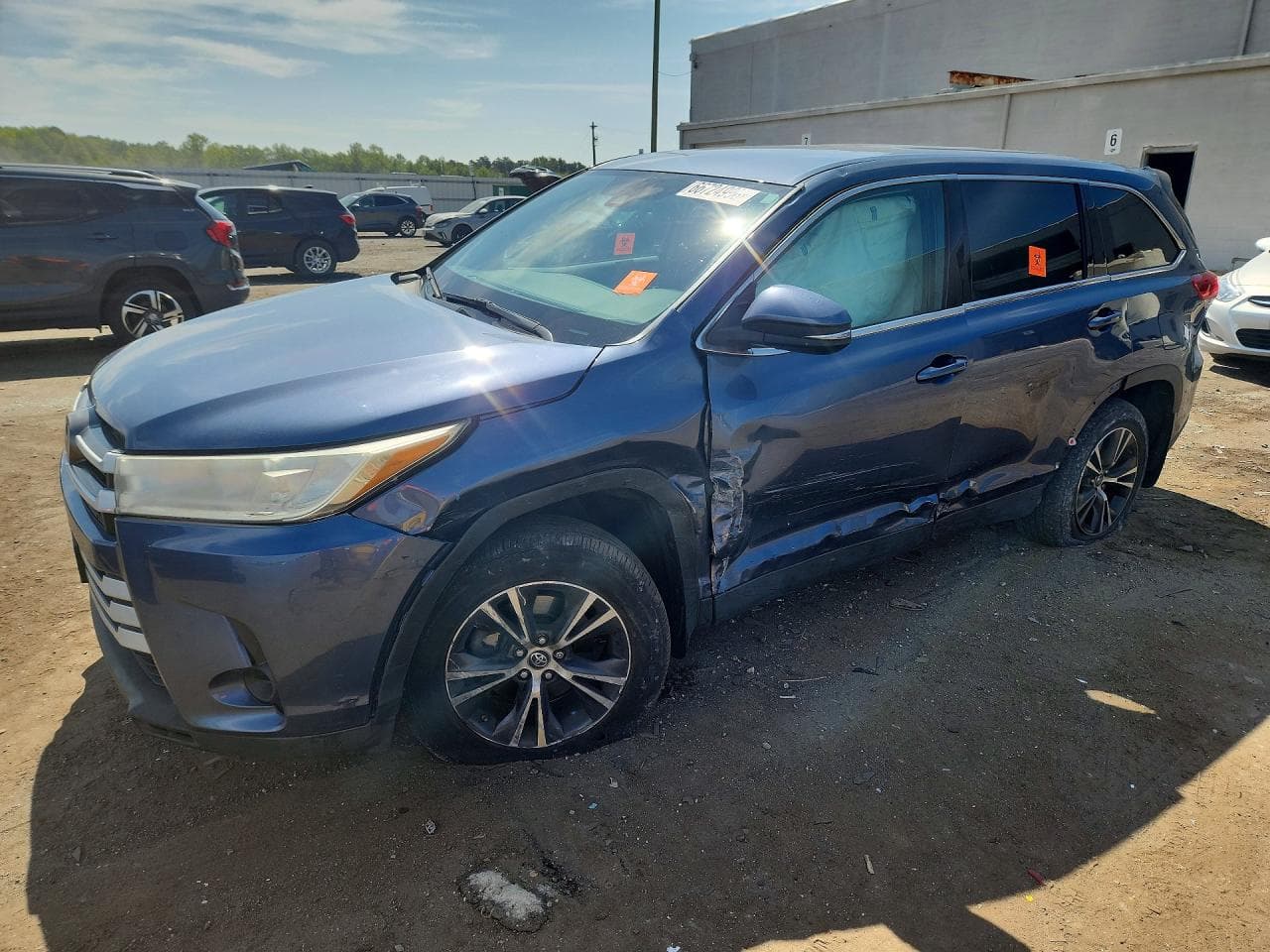 TOYOTA HIGHLANDER