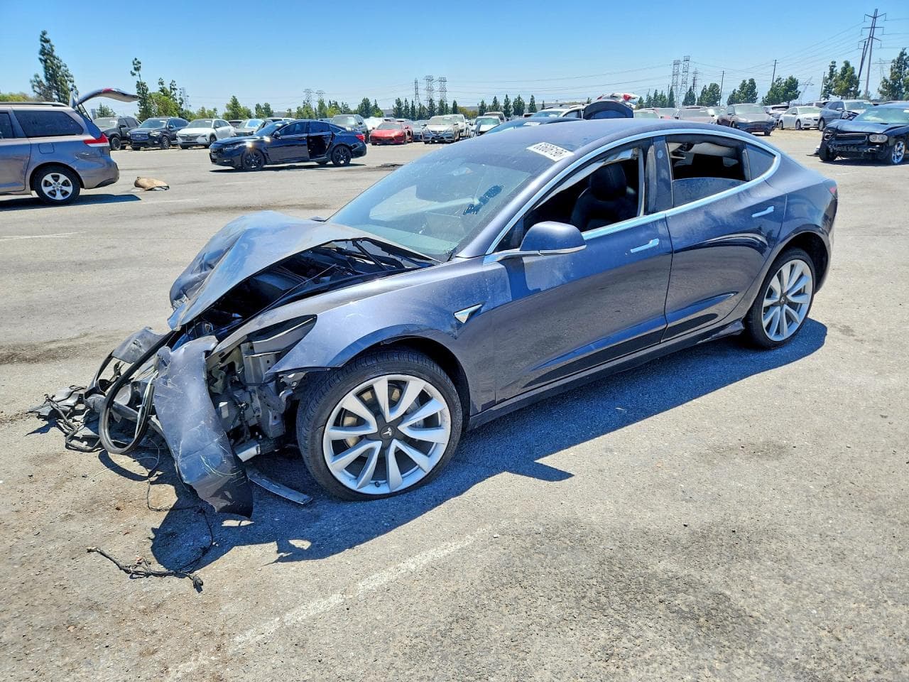 TESLA MODEL 3