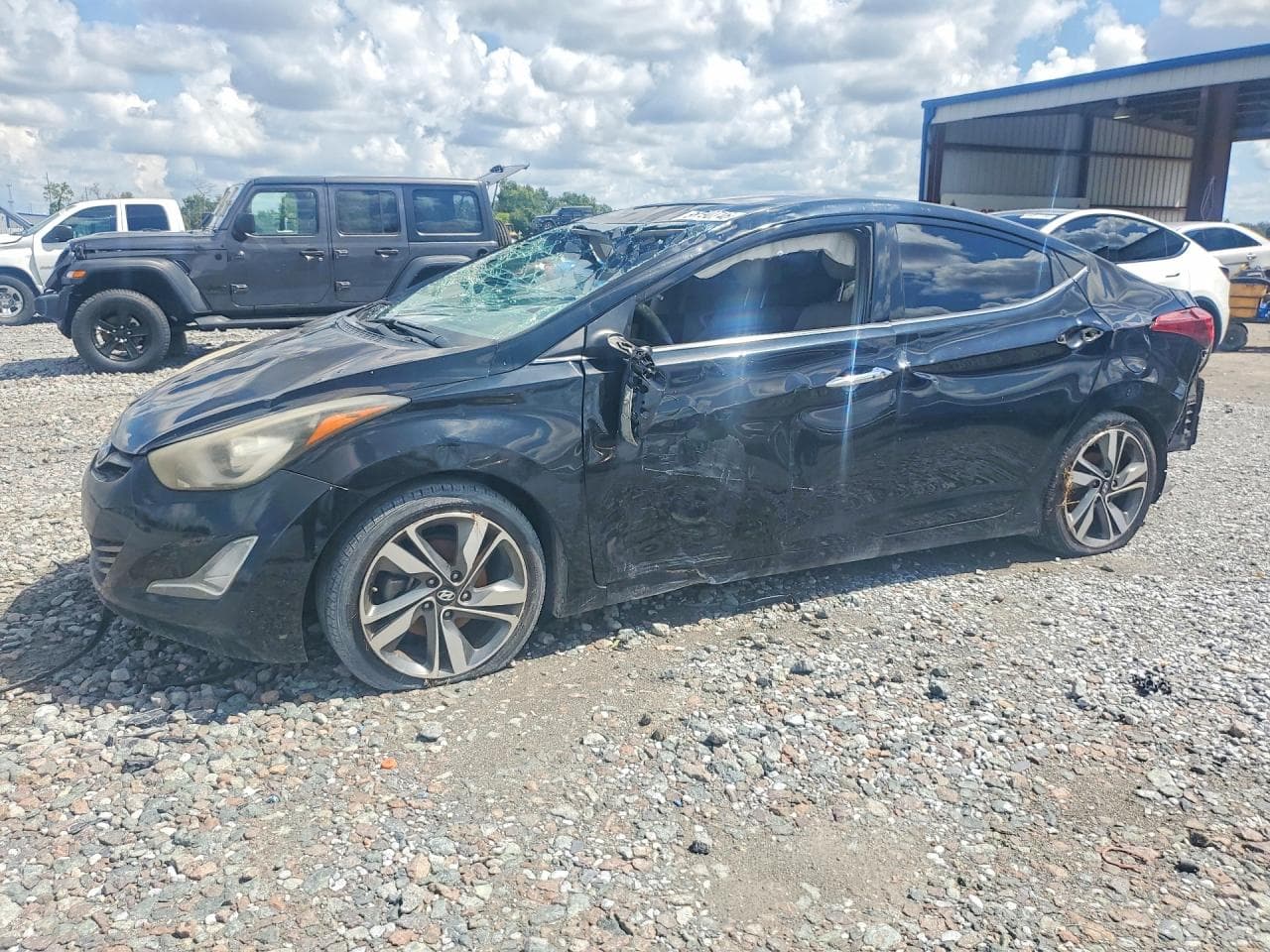 HYUNDAI ELANTRA