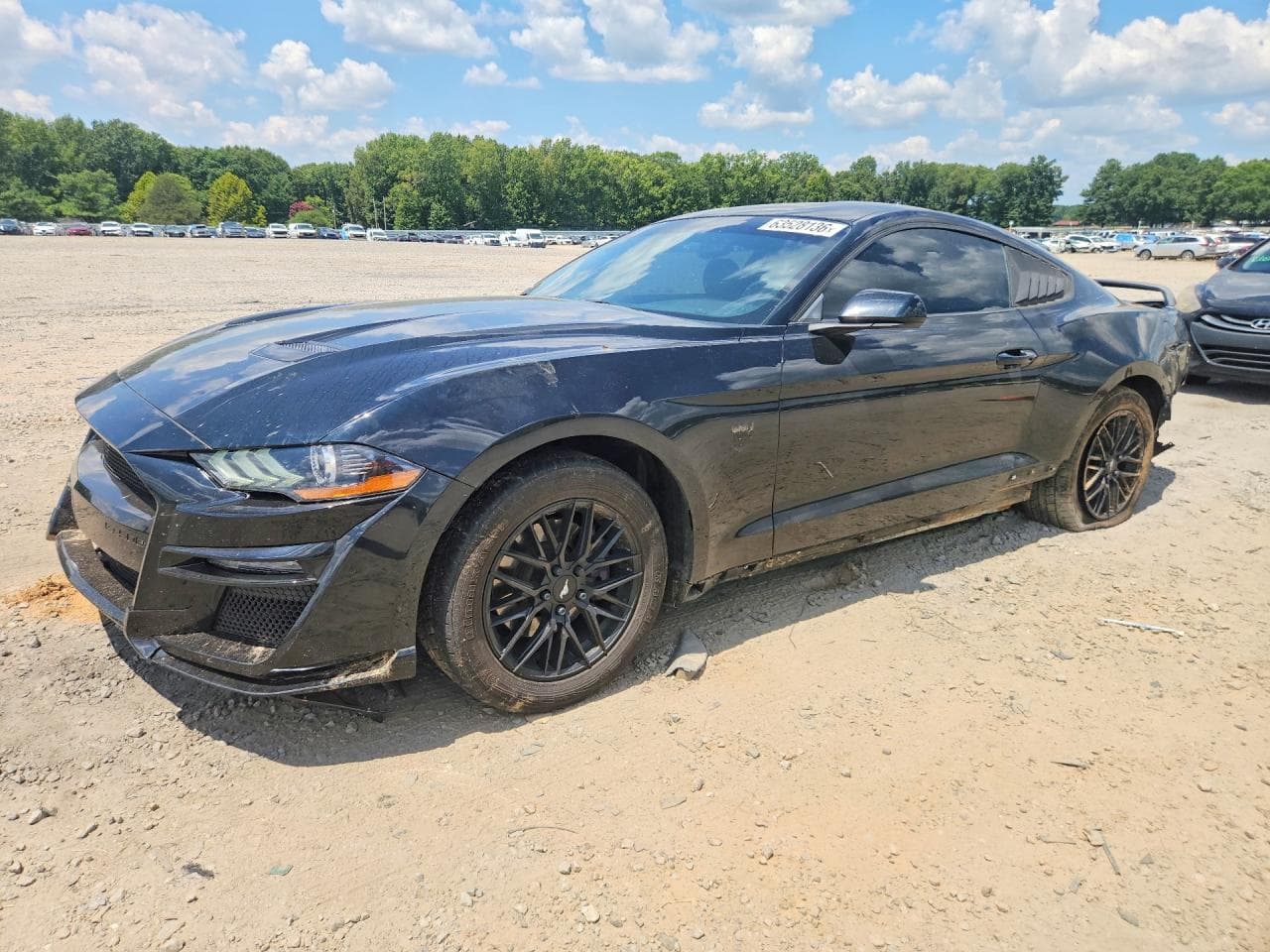 FORD MUSTANG