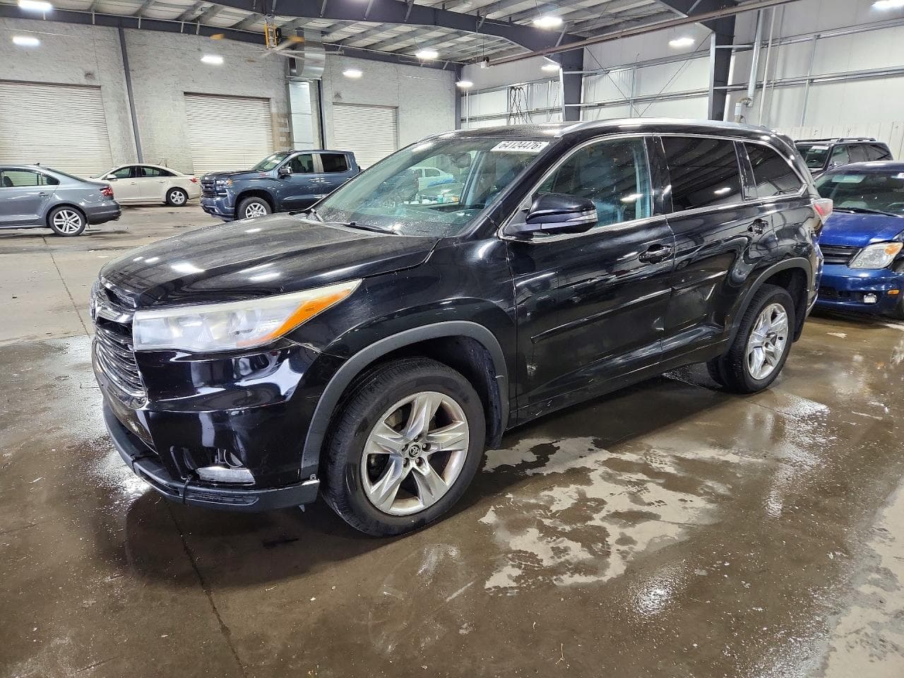 TOYOTA HIGHLANDER