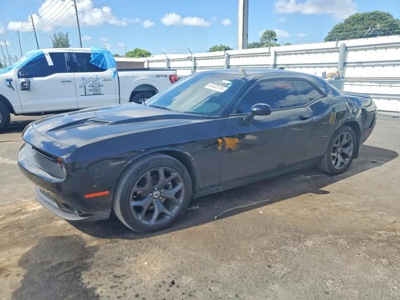 DODGE CHALLENGER