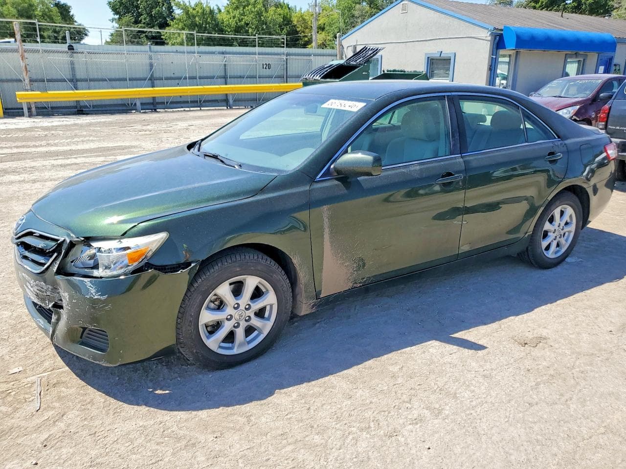 TOYOTA CAMRY