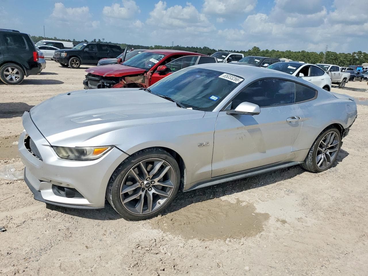 FORD MUSTANG