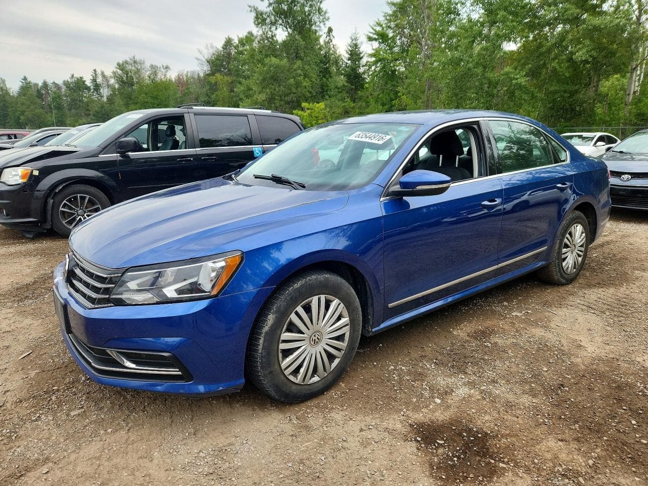 VOLKSWAGEN PASSAT