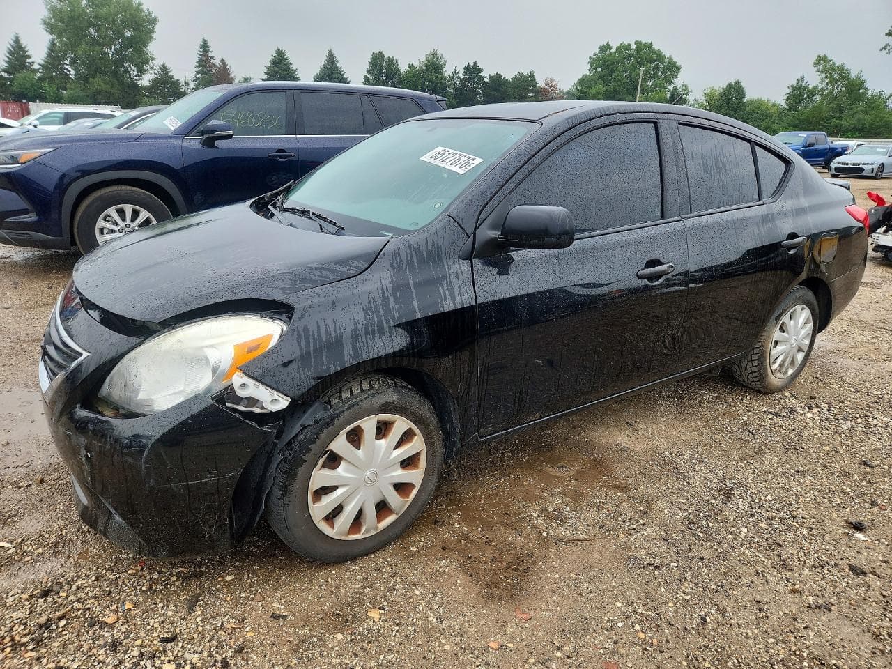 NISSAN VERSA