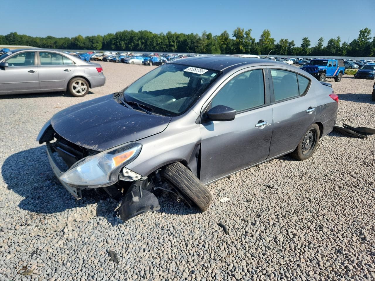 NISSAN VERSA
