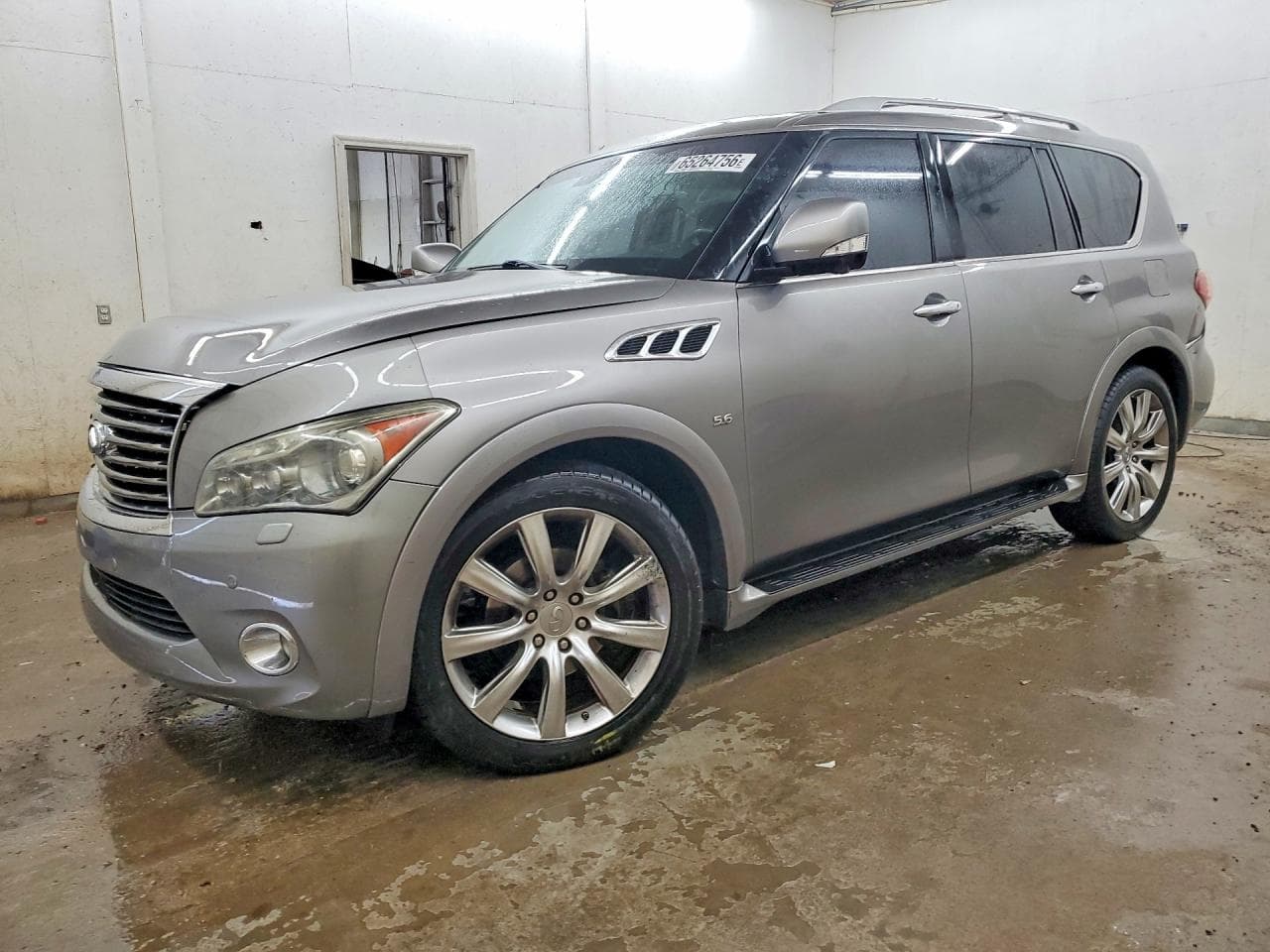 INFINITI QX80