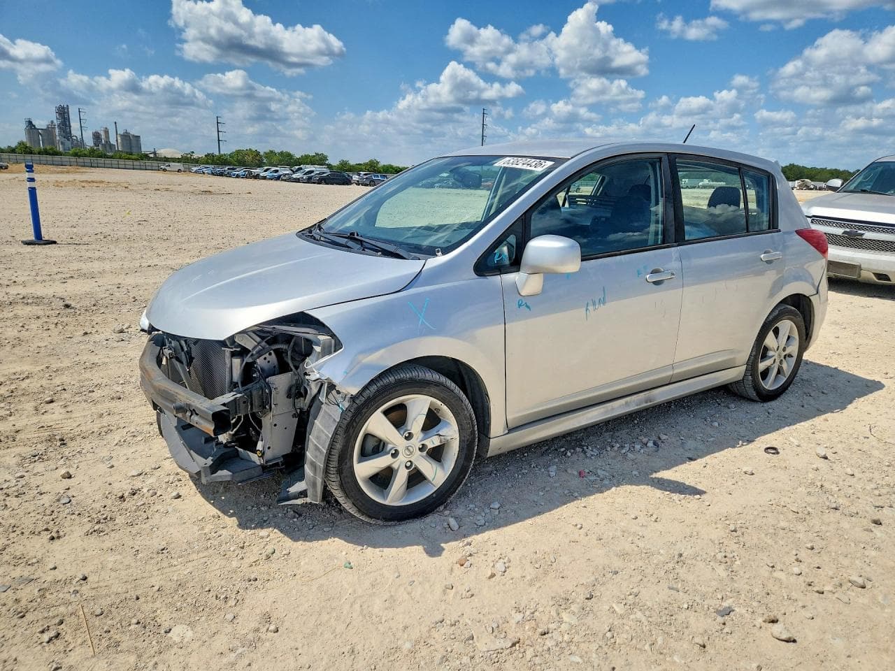 NISSAN VERSA