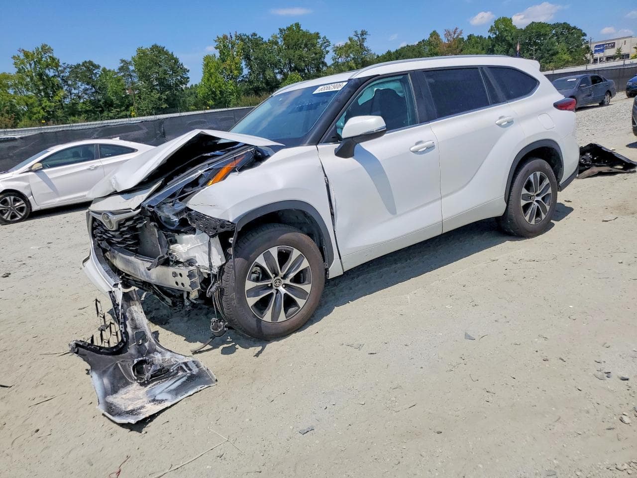TOYOTA HIGHLANDER