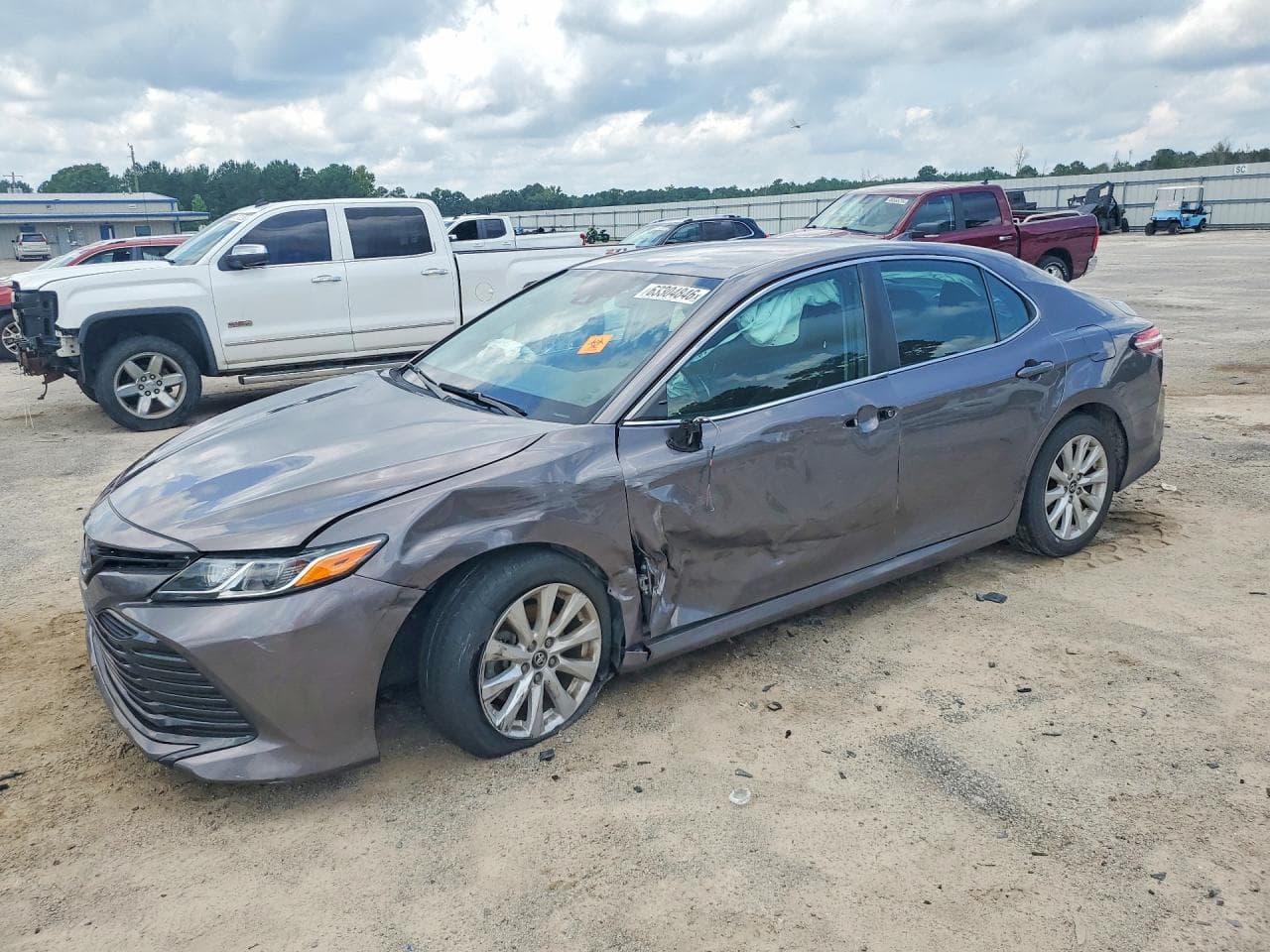TOYOTA CAMRY