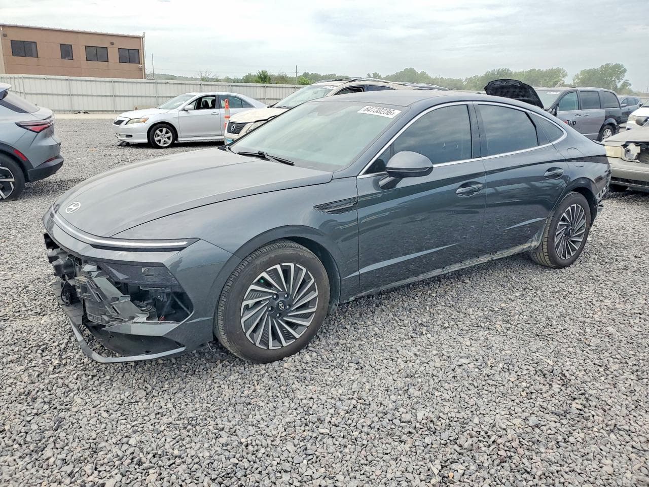 HYUNDAI SONATA HYBRID