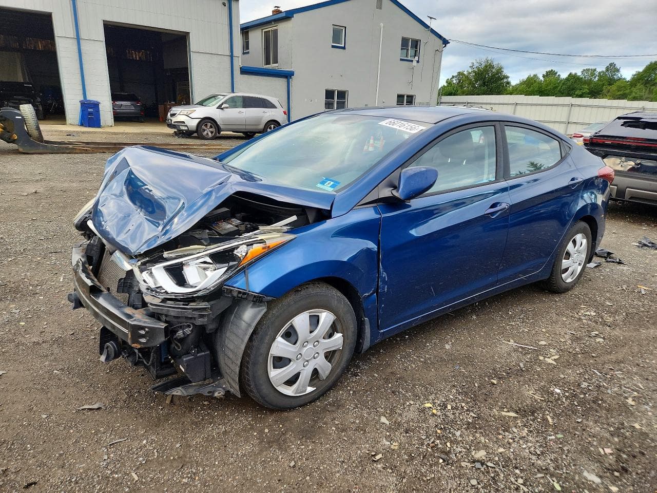 HYUNDAI ELANTRA