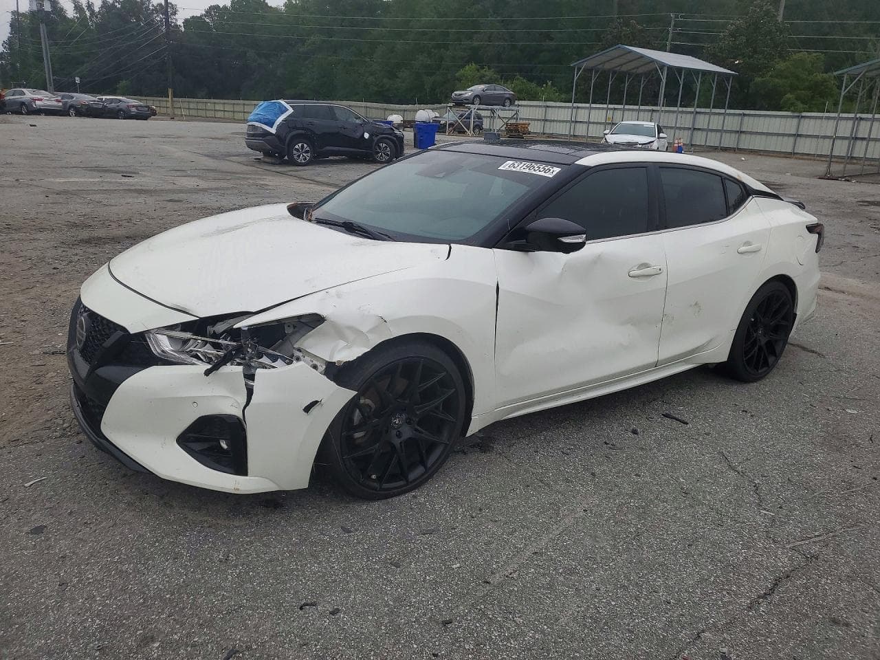 NISSAN MAXIMA