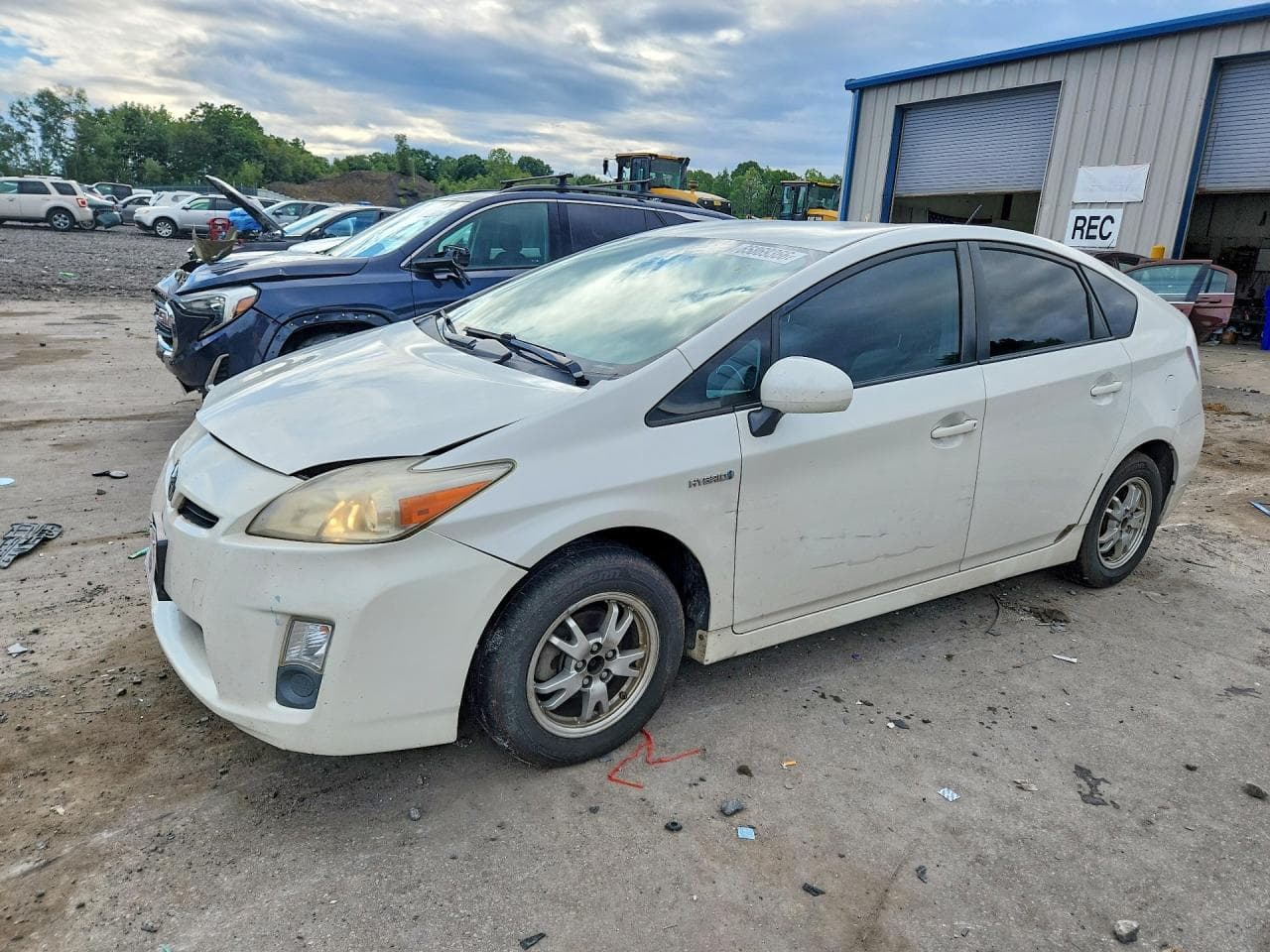 TOYOTA PRIUS