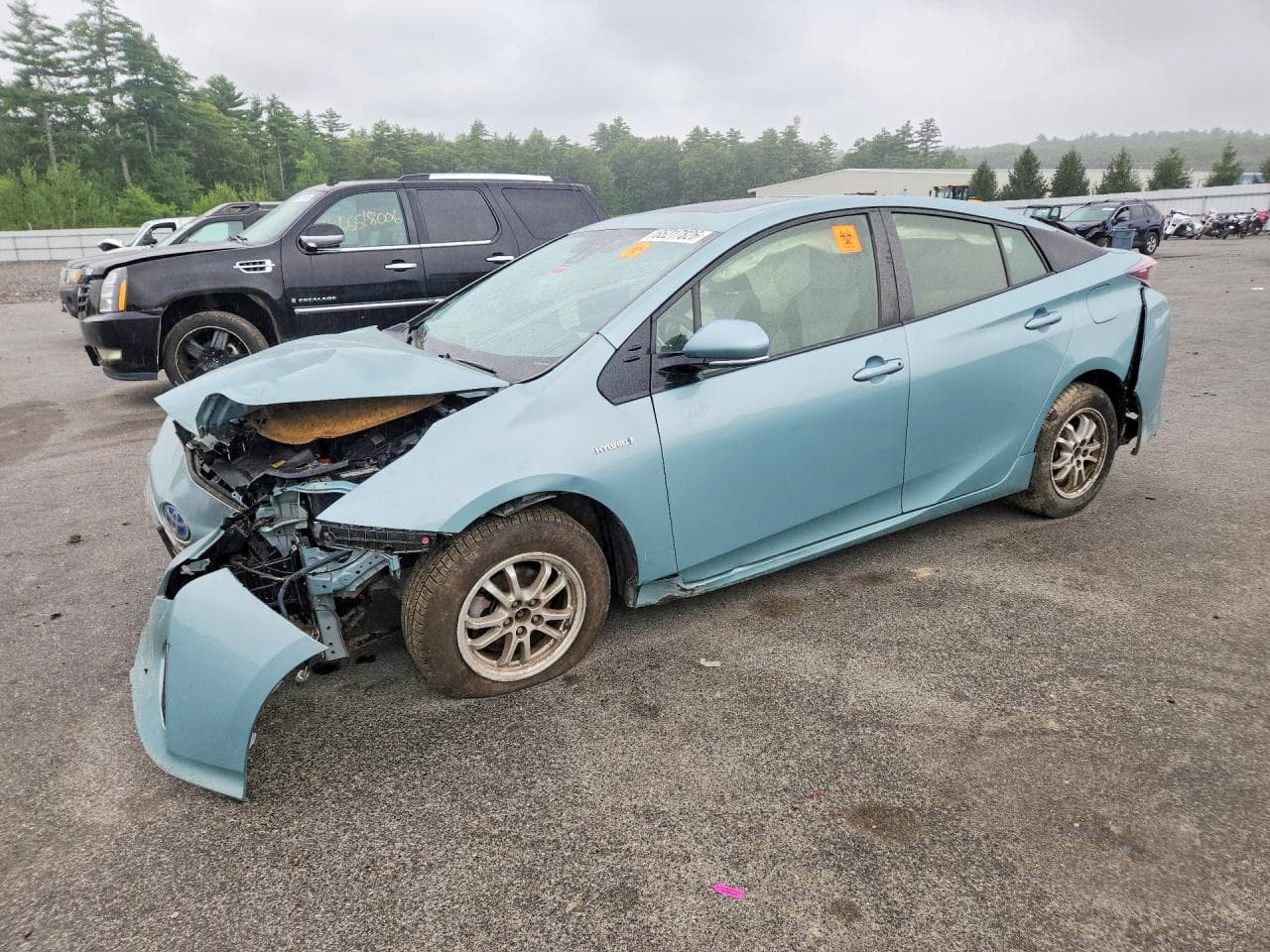 TOYOTA PRIUS THRE