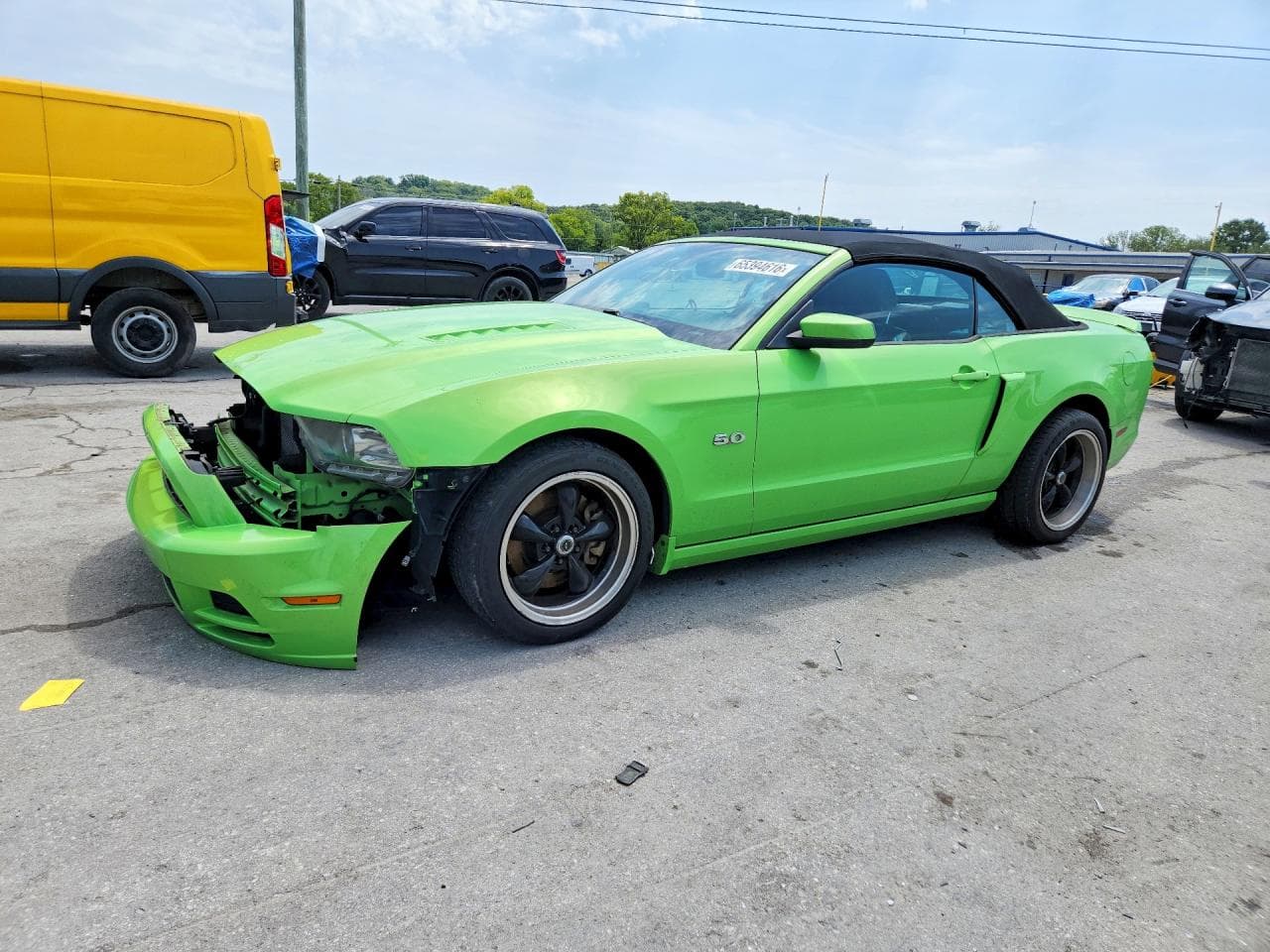FORD MUSTANG