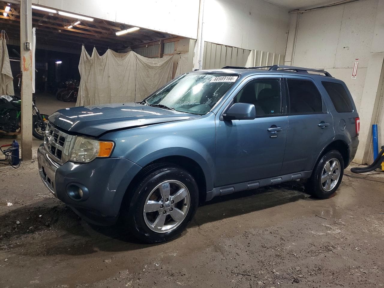 FORD ESCAPE