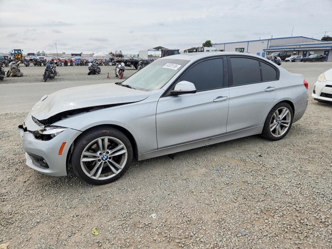 BMW 320