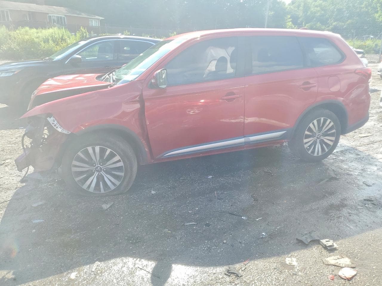 MITSUBISHI OUTLANDER
