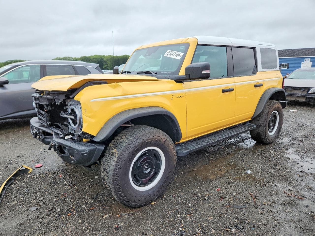 FORD BRONCO