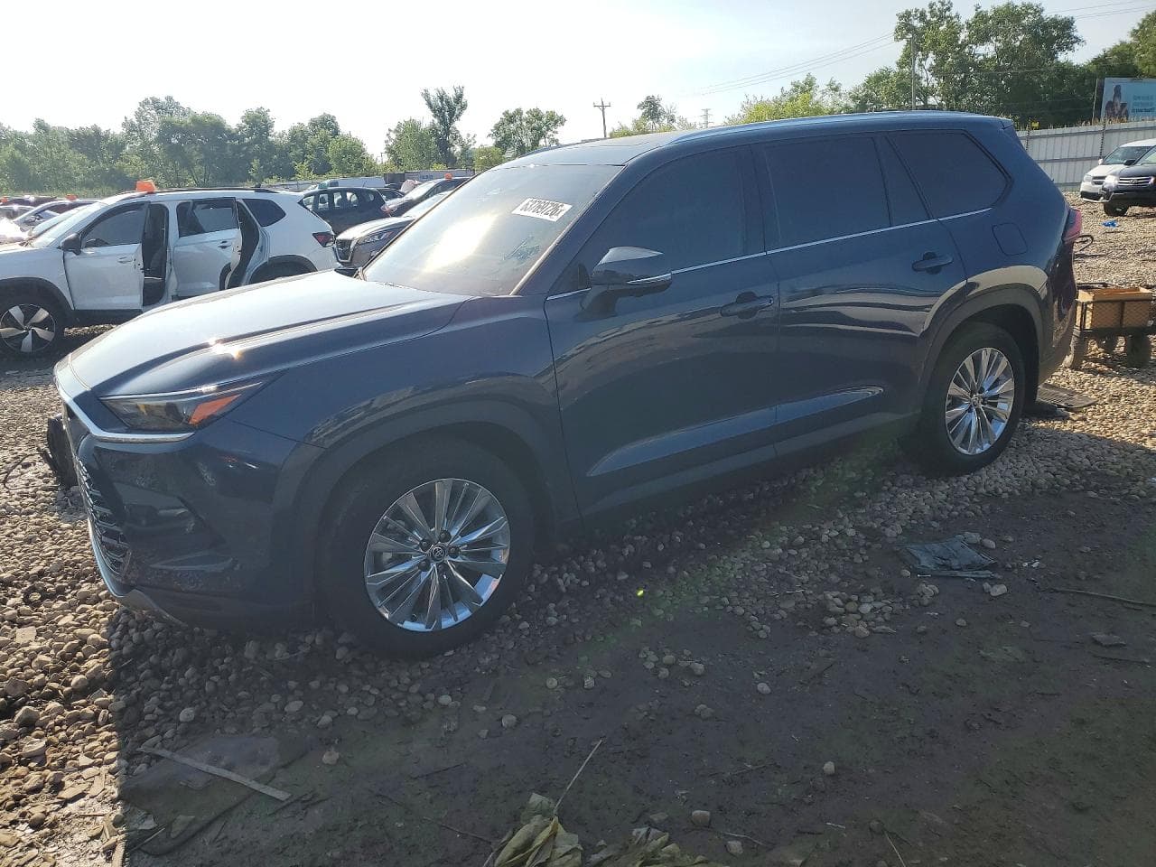TOYOTA GRAND HIGHLANDER
