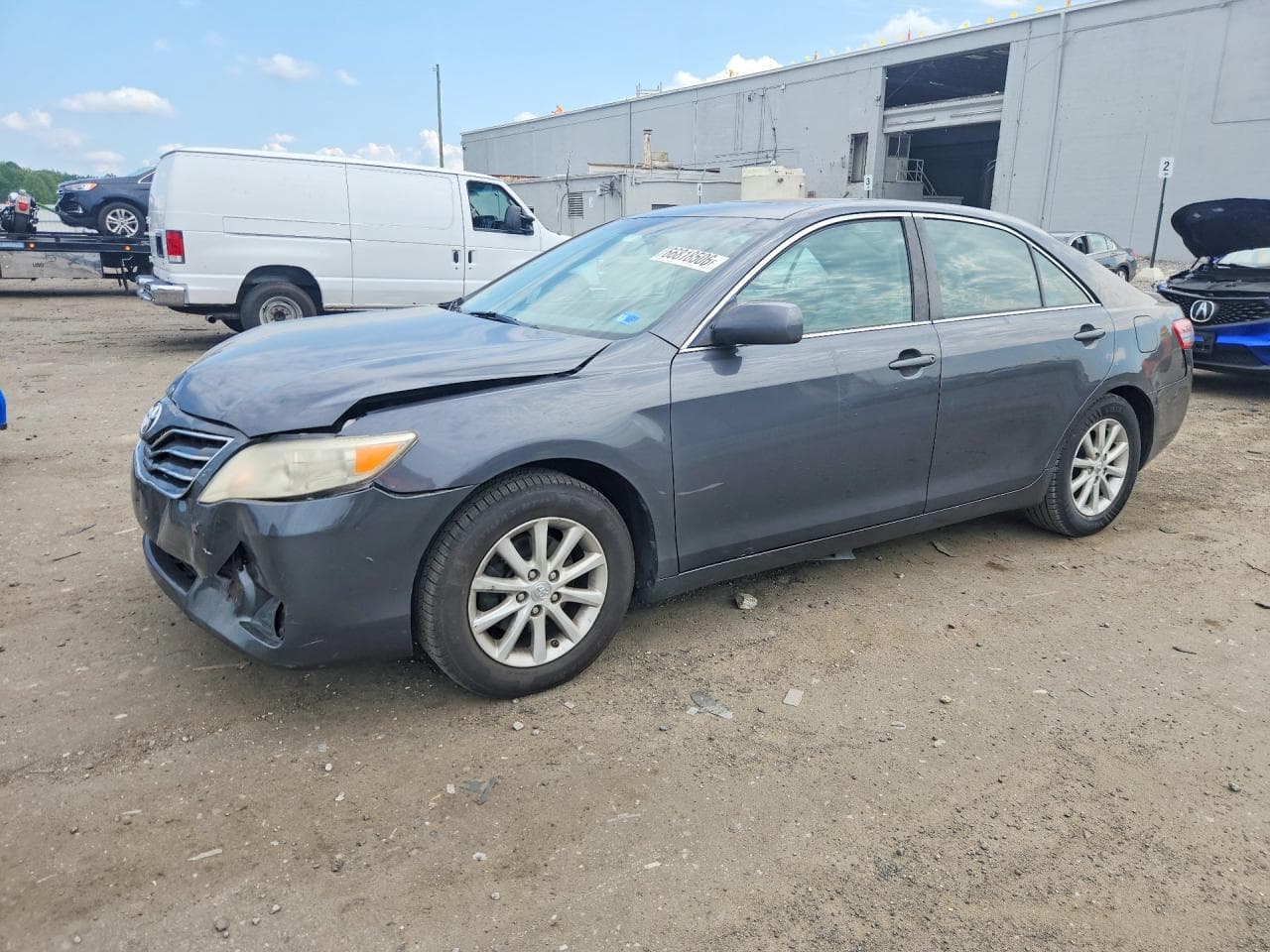 TOYOTA CAMRY