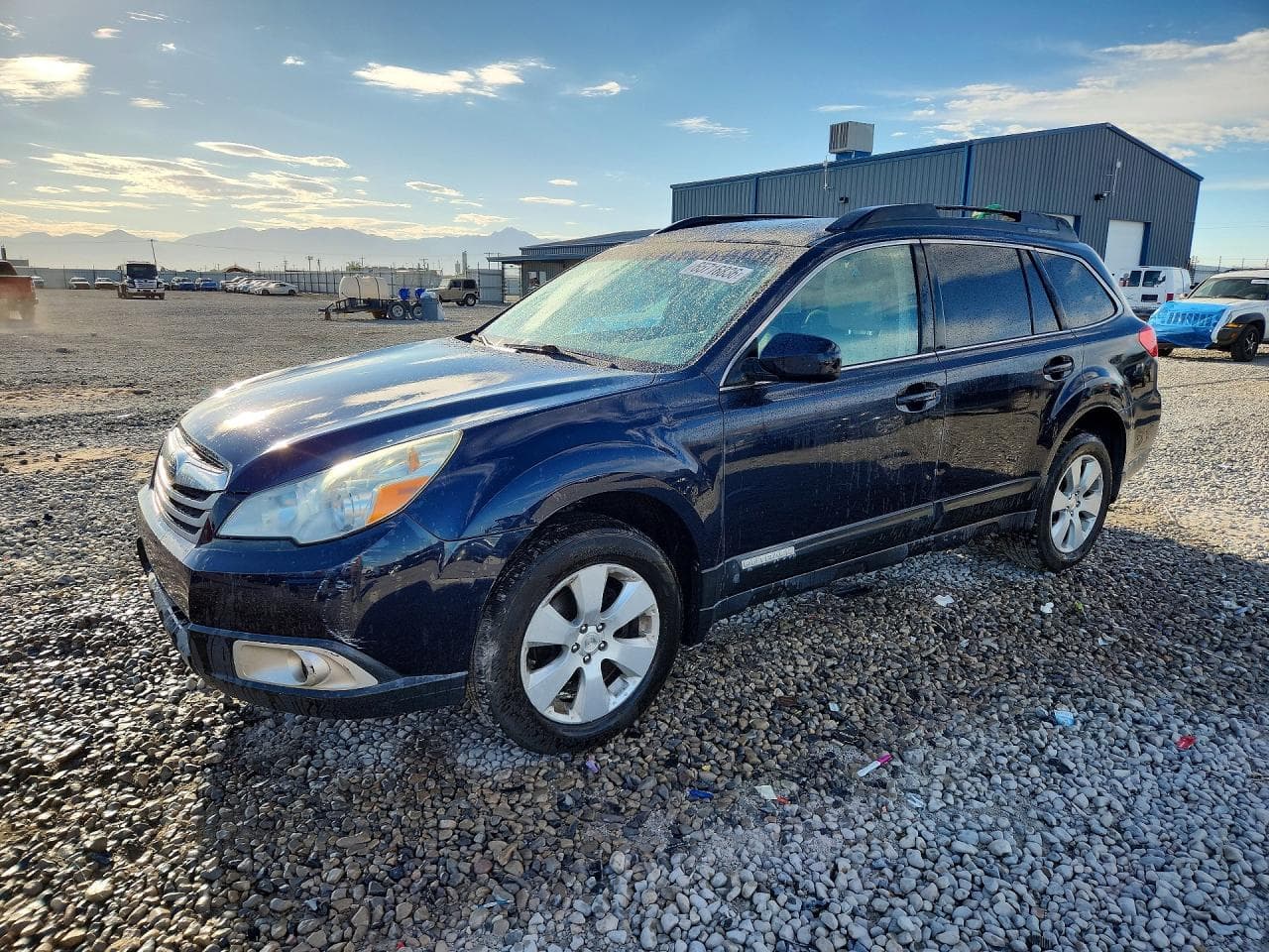 SUBARU OUTBACK