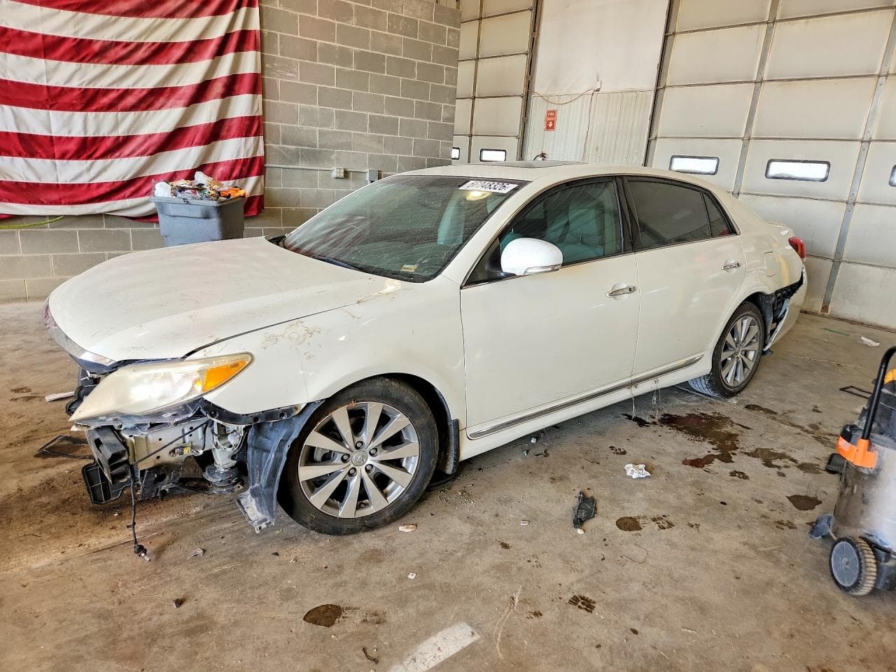 TOYOTA AVALON