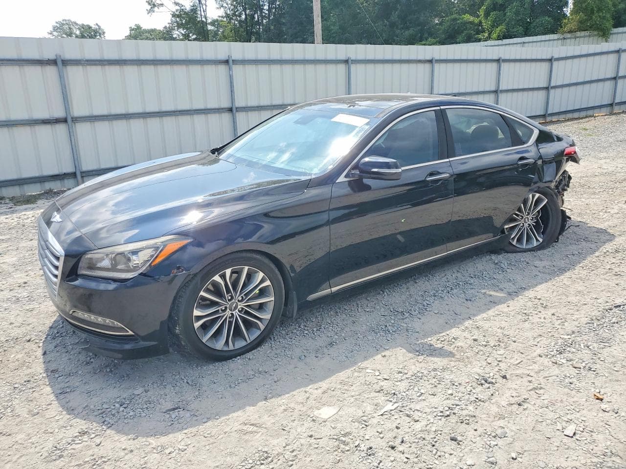 HYUNDAI GENESIS