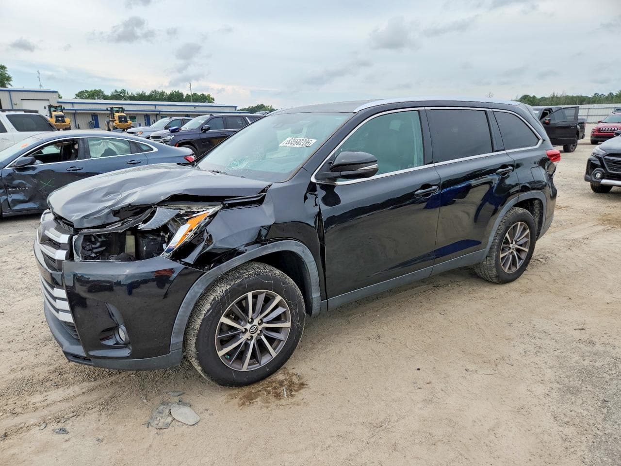 TOYOTA HIGHLANDER