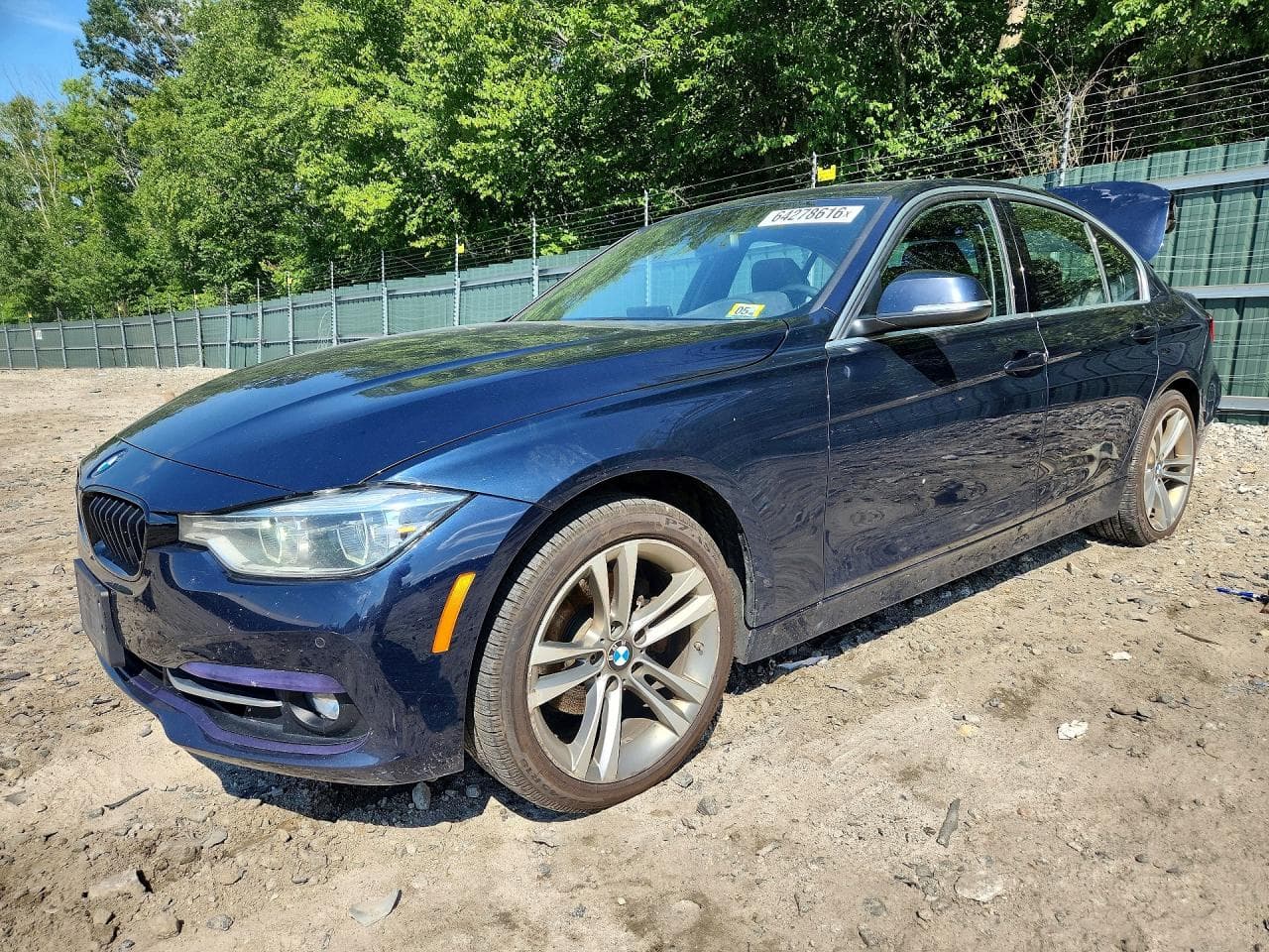 BMW 330