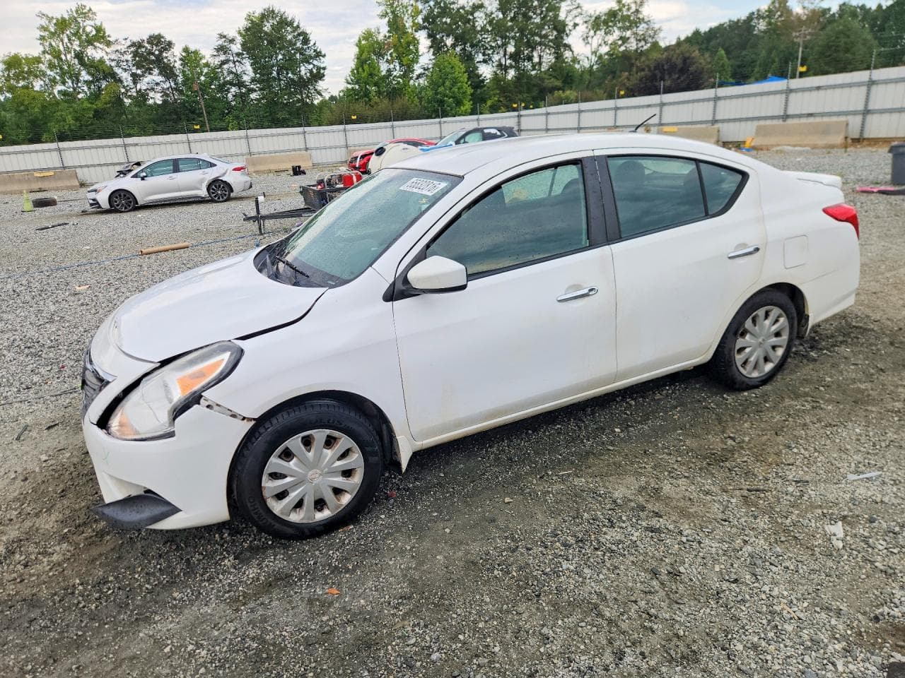 NISSAN VERSA