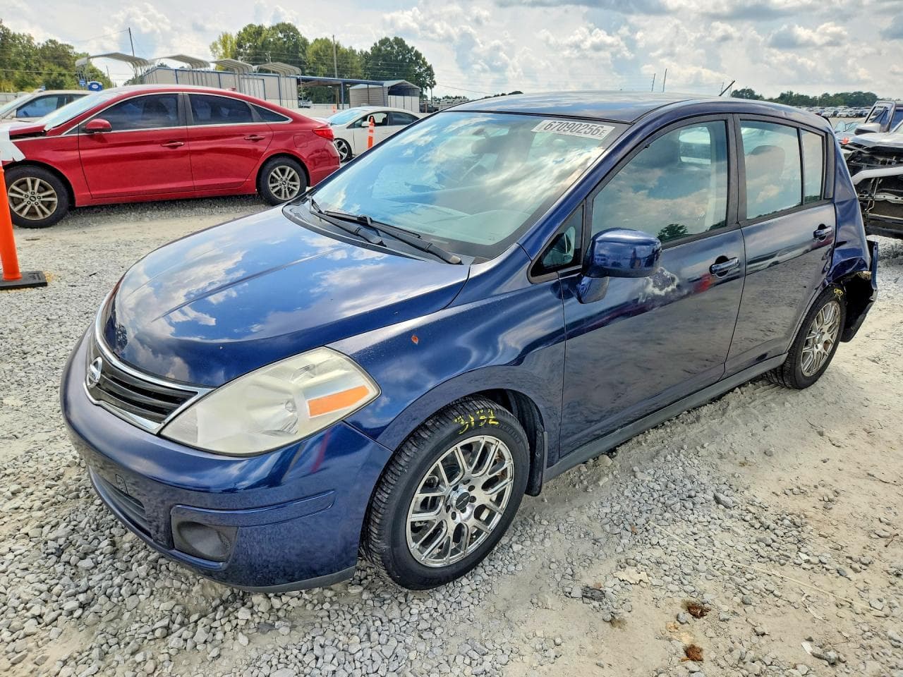 NISSAN VERSA