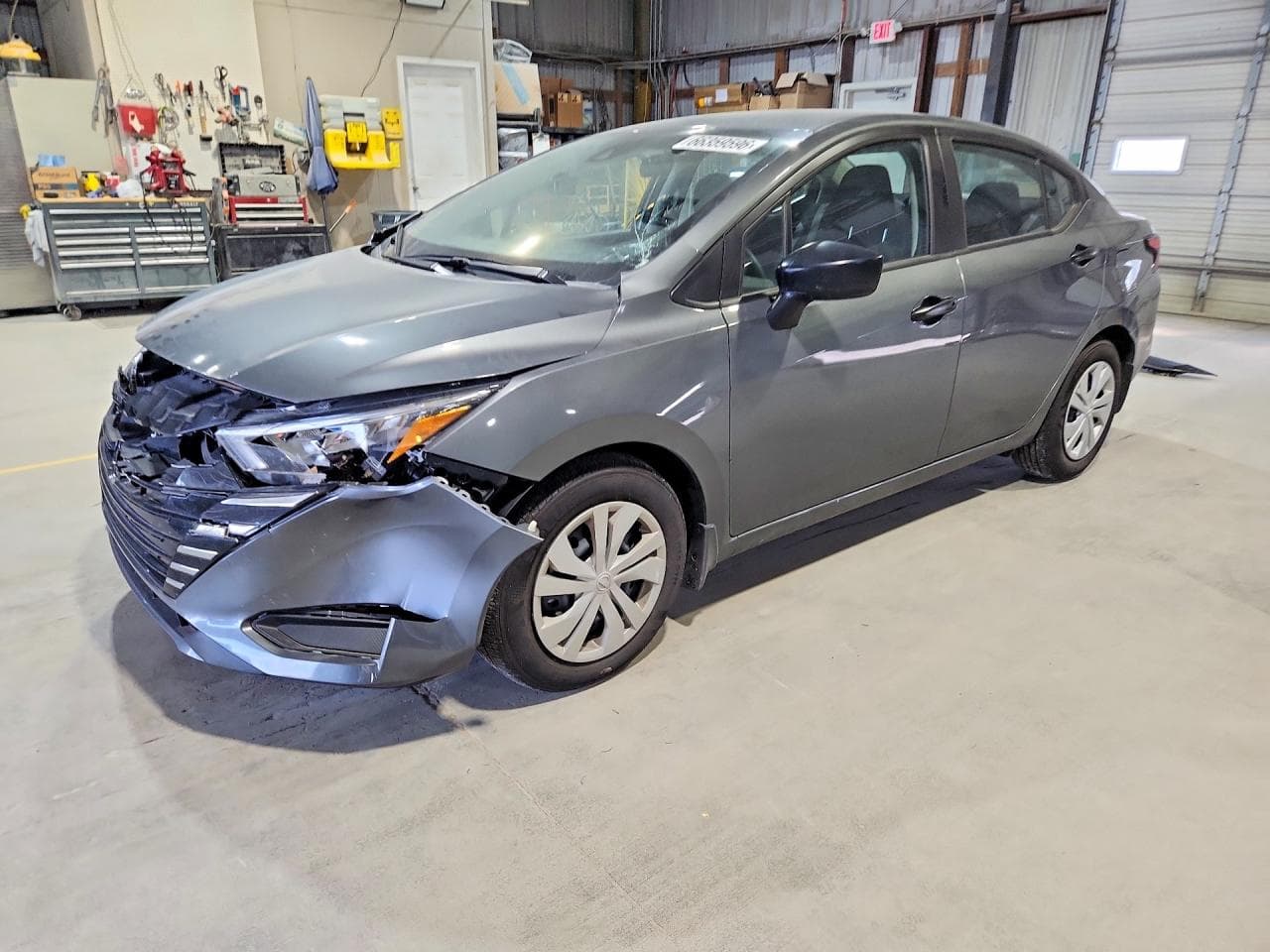 NISSAN VERSA