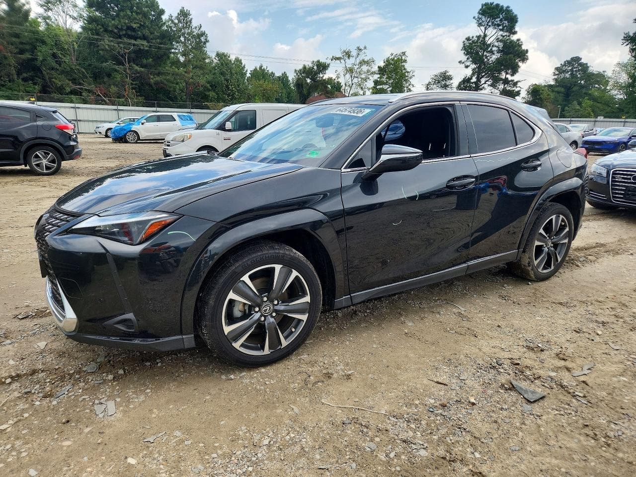 LEXUS UX