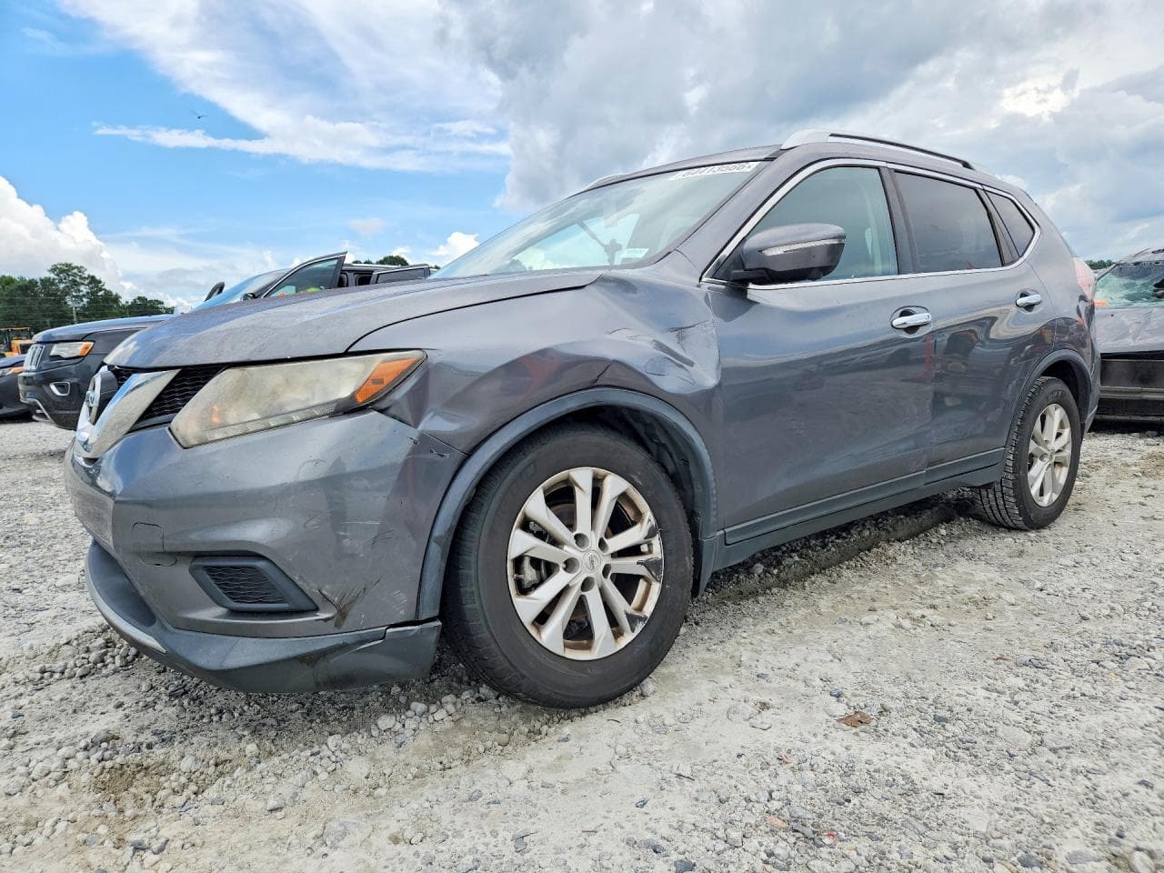 2015 NISSAN ROGUE