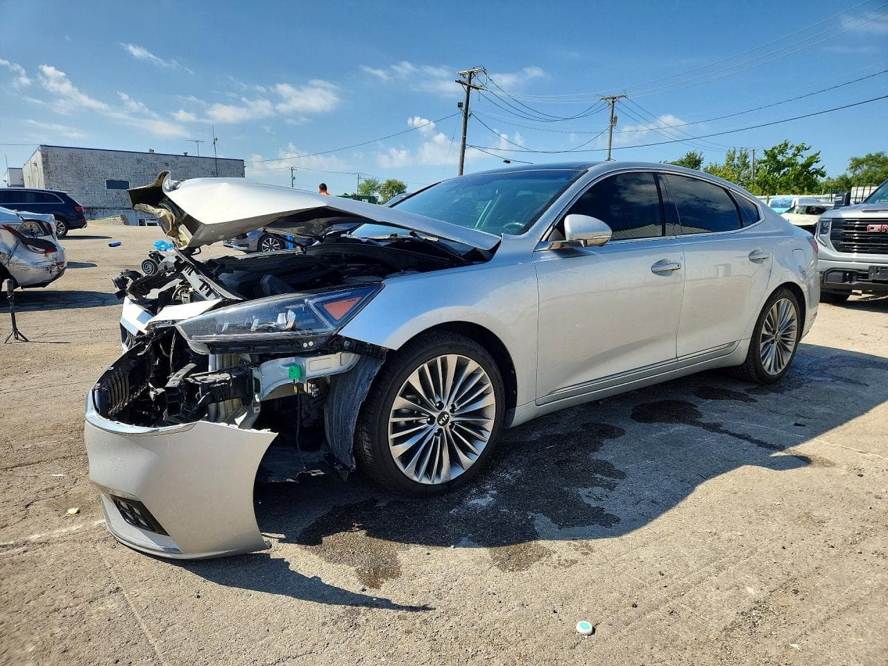 KIA CADENZA