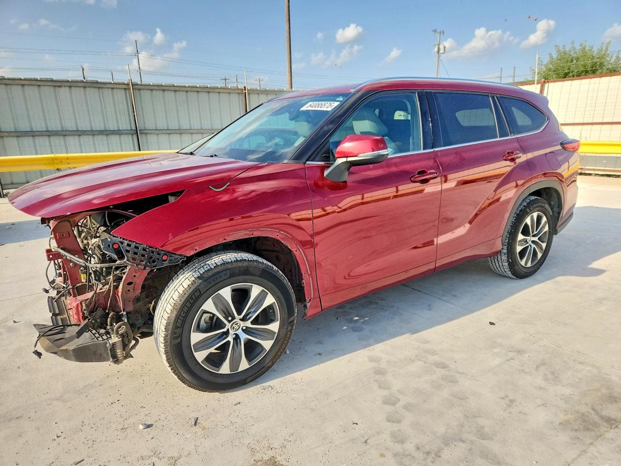 TOYOTA HIGHLANDER