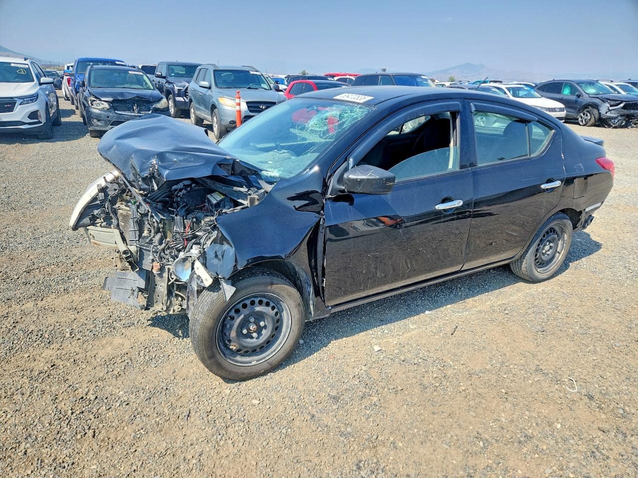 NISSAN VERSA
