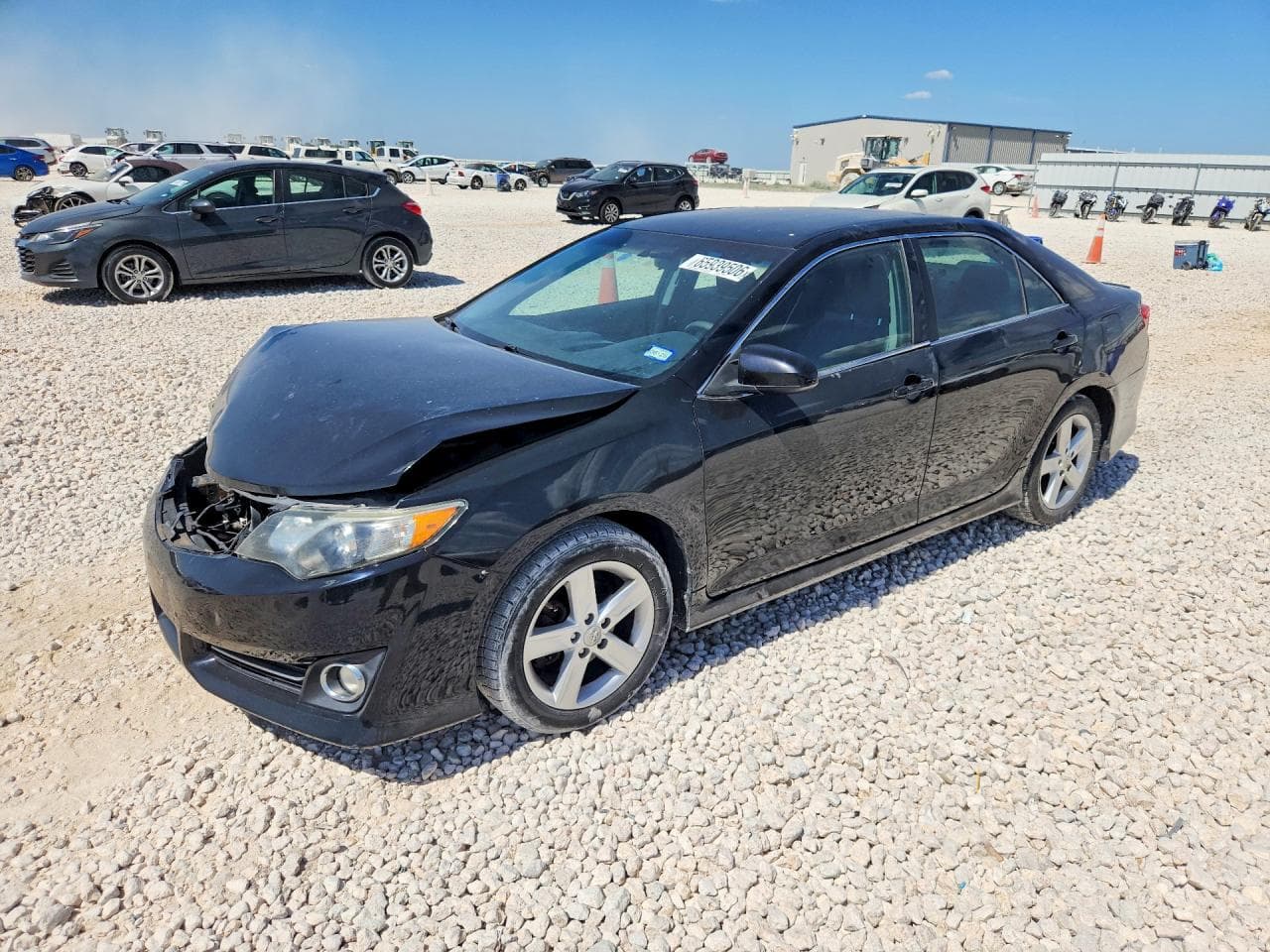 TOYOTA CAMRY
