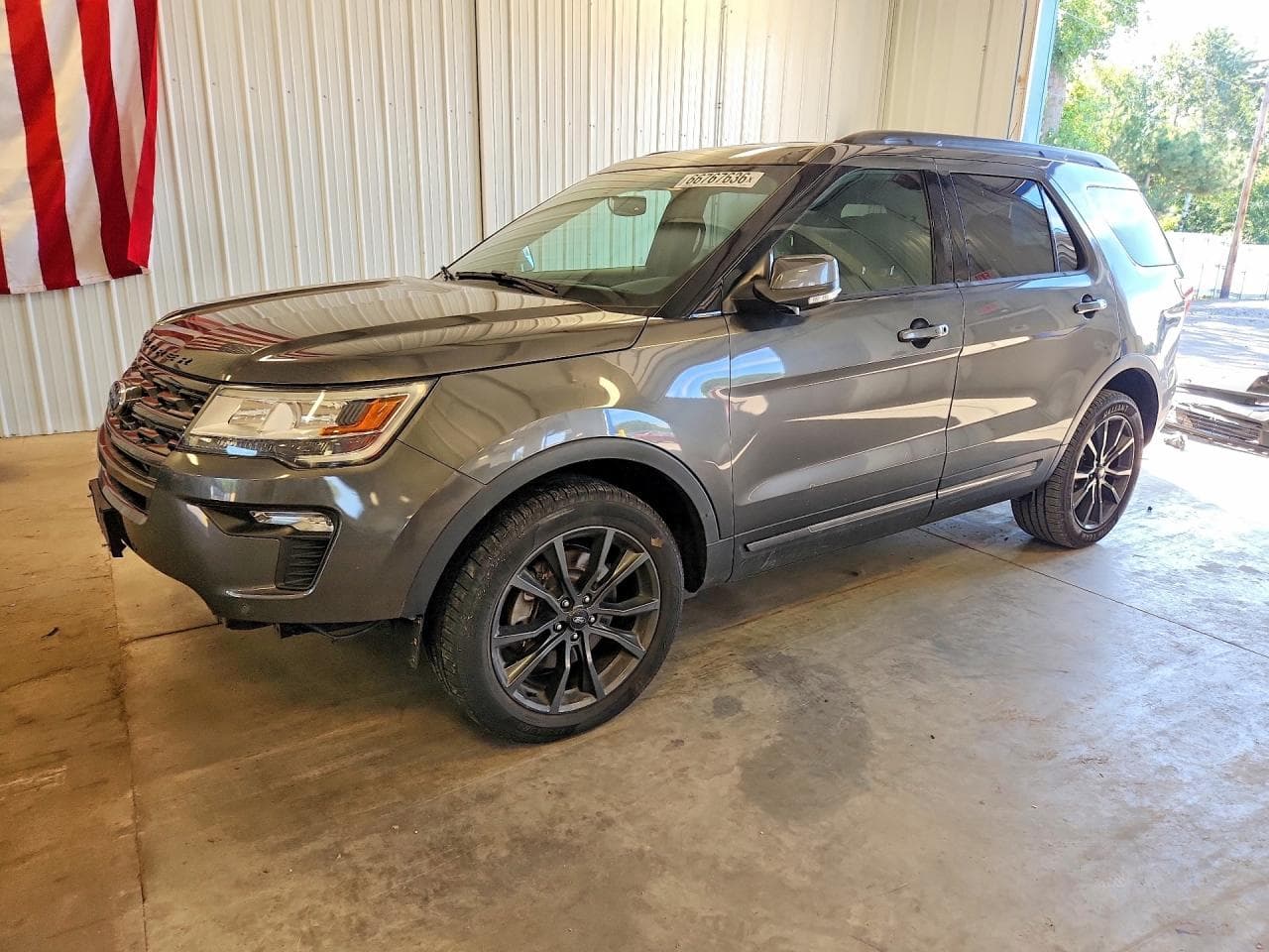FORD EXPLORER
