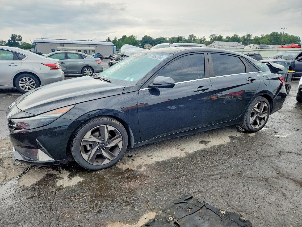 HYUNDAI ELANTRA